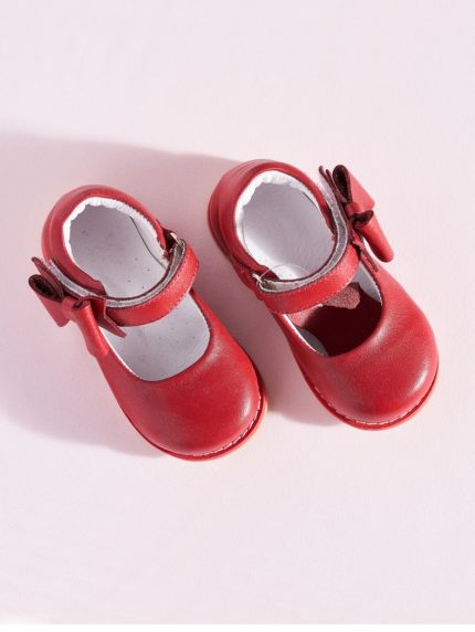 Yandan Fiyonklu Kırmızı Köseli Ayakkabı